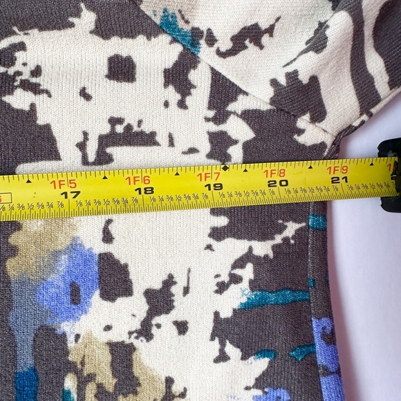 ODDY Top Sweater Womens Sz Large Knit Pullover Black and White Geometric design - Picture 7 of 12